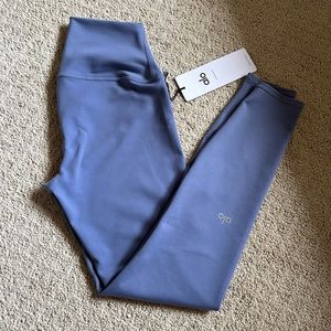 Alo Yoga 7/8 High Waist Airbrush Leggings NWT - XS Infinity Blue
